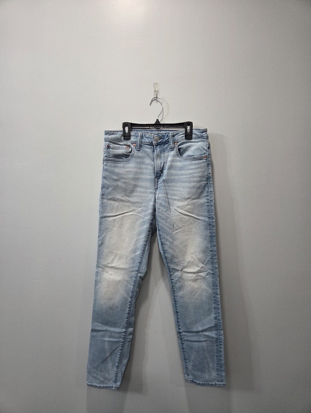 Men's American Eagle Straight Leg Jeans // 29/32